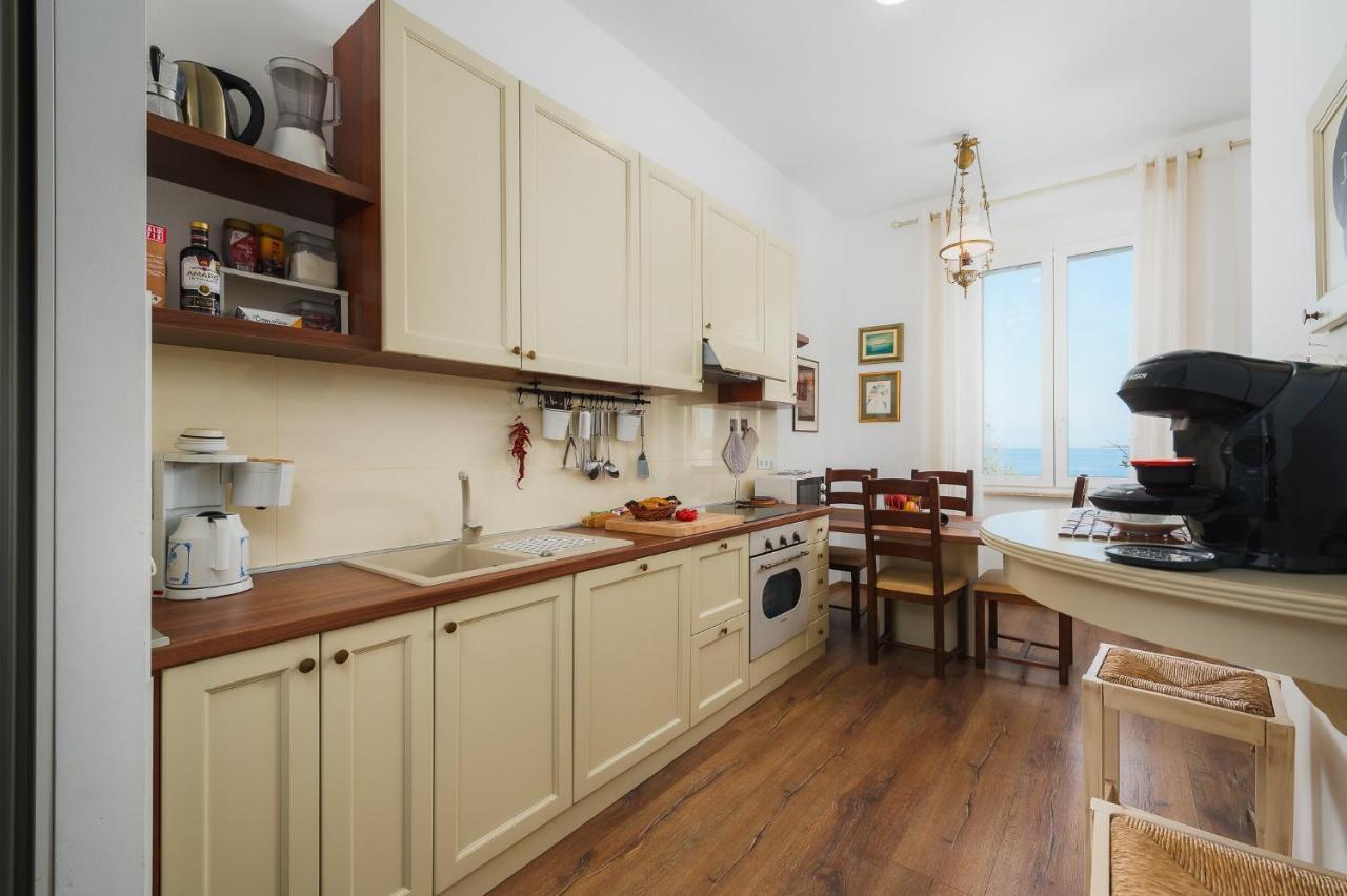 Apartment Nina Porec Ngoại thất bức ảnh